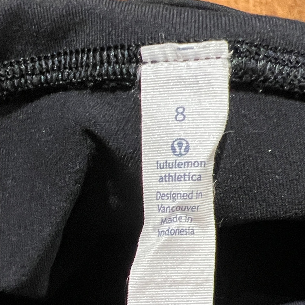 Lululemon High-Waisted Leggings - Picture 8 of 9